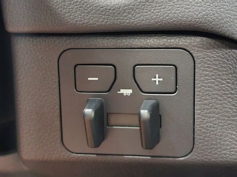 Certified 2024 Toyota Sequoia Limited image 9