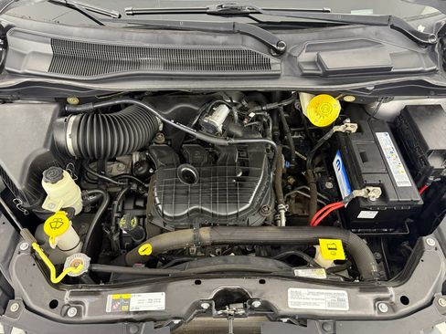 Used 2017 Dodge Grand Caravan SE w/ Power Window Group image 26