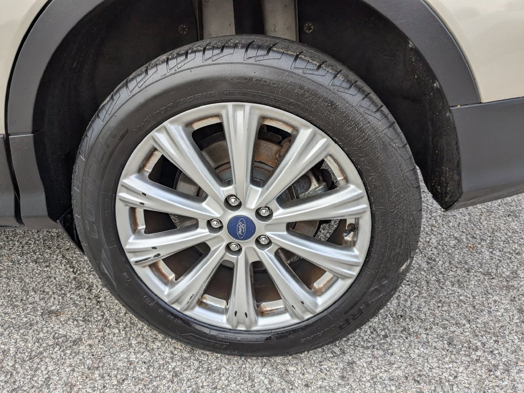 Used 2017 Ford Escape Titanium AWD/4WD image 20