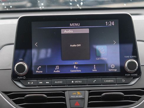Used 2025 Nissan Altima 2.5 SR FWD image 15