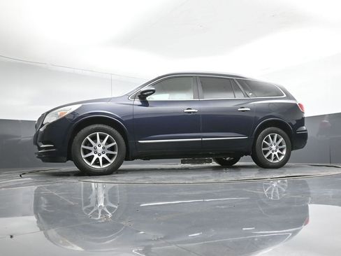 Used 2017 Buick Enclave Leather FWD image 43