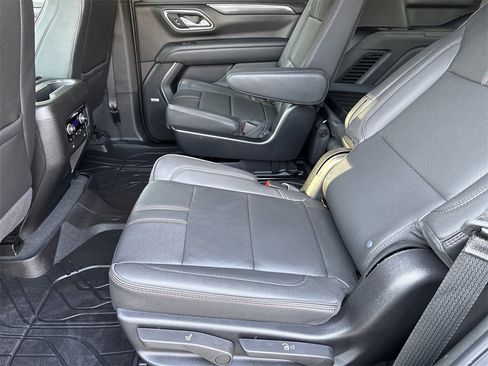 Used 2024 Chevrolet Tahoe RST w/ RST Performance Edition image 20