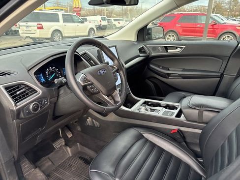 Used 2023 Ford Edge SEL w/ Convenience Package image 15