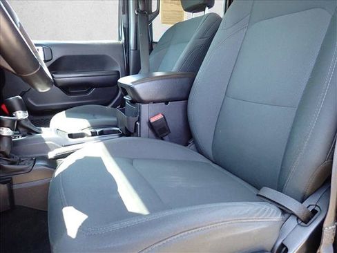 Used 2021 Jeep Gladiator Sport AWD/4WD image 10