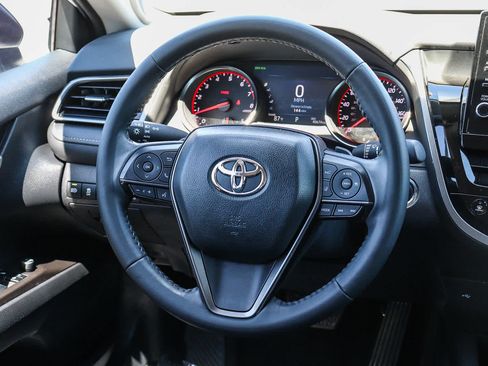 Used 2024 Toyota Camry XSE FWD image 16