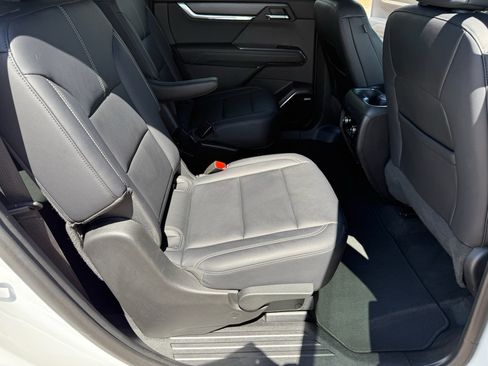 Used 2024 GMC Acadia Elevation AWD/4WD image 37