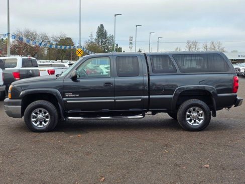Used 2003 Chevrolet Silverado 2500 LT w/ Skid Plate Package image 32