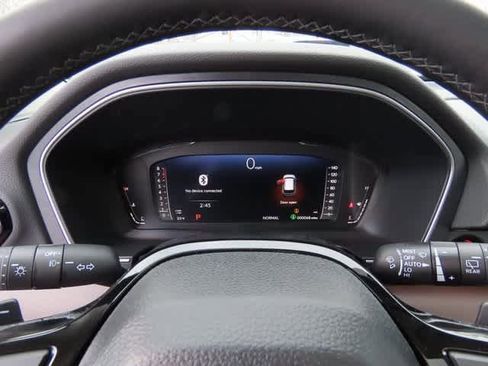 Certified 2025 Honda Pilot Elite image 32