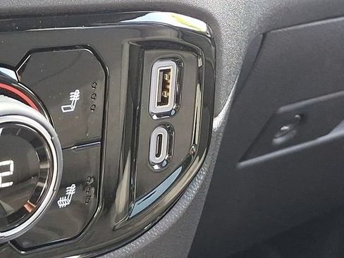 Used 2026 Chevrolet Silverado 1500 LT Trail Boss w/ Convenience Package II AWD/4WD image 26