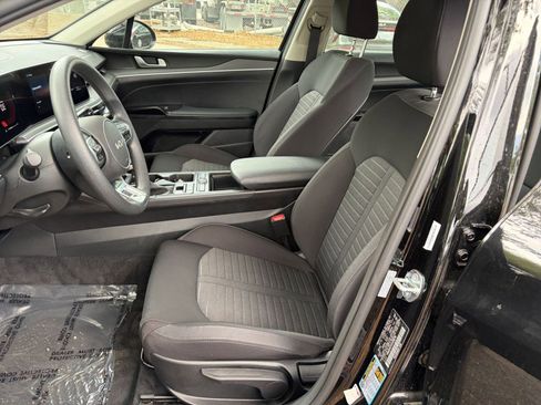 Used 2025 Kia K5 LXS image 24