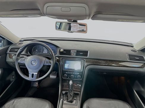 Used 2014 Volkswagen Passat TDI SEL Premium image 23