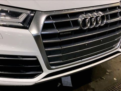 Used 2018 Audi Q5 2.0T Premium Plus w/ Premium Plus Package image 30