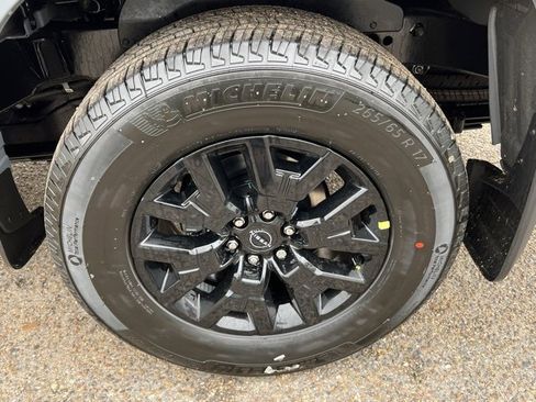 New 2026 Nissan Frontier SV w/ Tow Package image 15