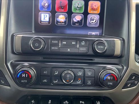 Used 2015 Chevrolet Silverado 1500 High Country w/ High Country Premium Package image 27