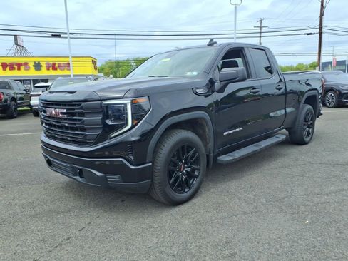 Certified 2023 GMC Sierra 1500 Pro w/ Graphite Edition AWD/4WD image 8