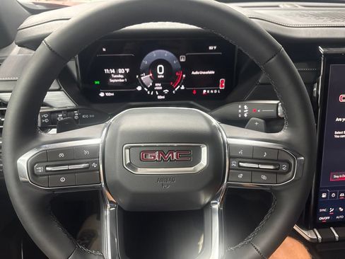 New 2026 GMC Acadia Elevation w/ Elevation Premium Package FWD image 14