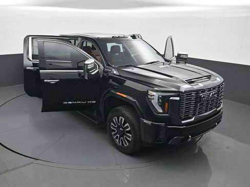 Used 2024 GMC Sierra 2500 Denali Ultimate AWD/4WD image 29