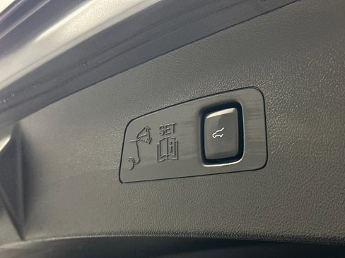 Certified 2022 Lincoln Corsair Reserve w/ Equipment Group 201A image 9