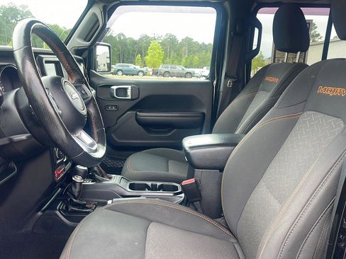 Used 2021 Jeep Gladiator Mojave w/ Cold Weather Group AWD/4WD image 14
