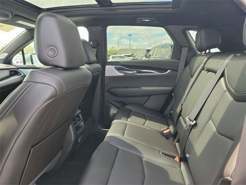 Certified 2024 Cadillac XT5 Premium Luxury w/ LPO, Premium Carpet Package image 22
