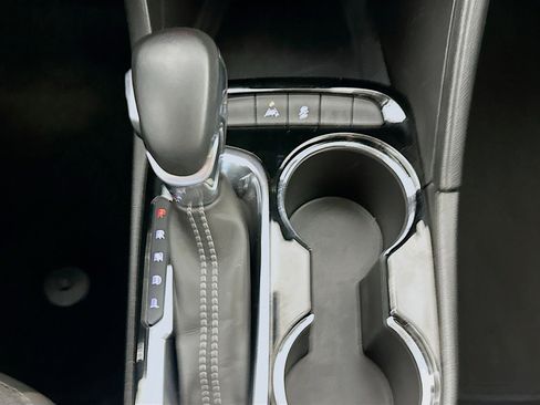 Used 2025 Buick Encore GX Preferred image 24