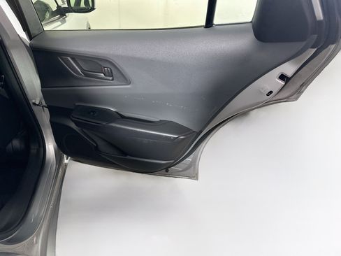 Used 2024 Toyota Prius LE FWD image 30