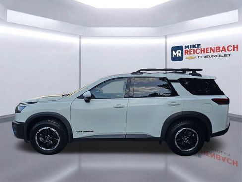 Used 2024 Nissan Pathfinder Rock Creek AWD/4WD image 7