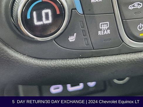 Used 2024 Chevrolet Equinox LT FWD image 26