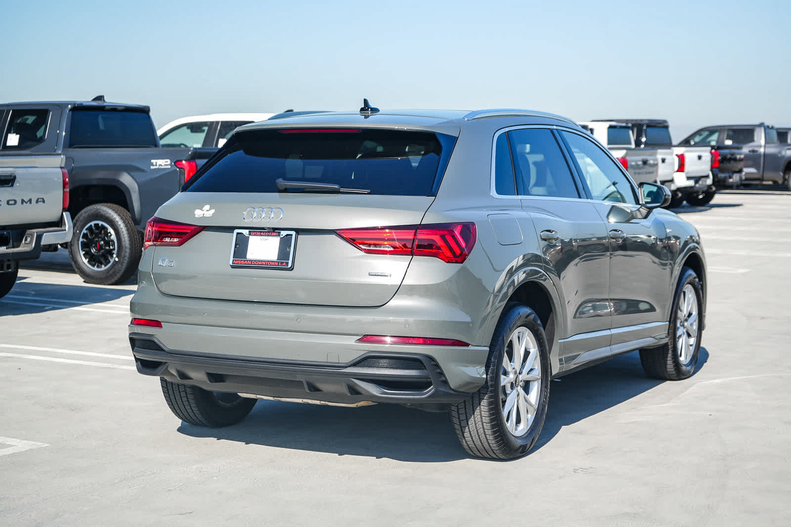 Used 2024 Audi Q3 2.0T Premium Plus w/ Premium Plus Package AWD/4WD image 6
