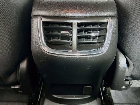 Used 2019 Chevrolet Malibu LT FWD image 29