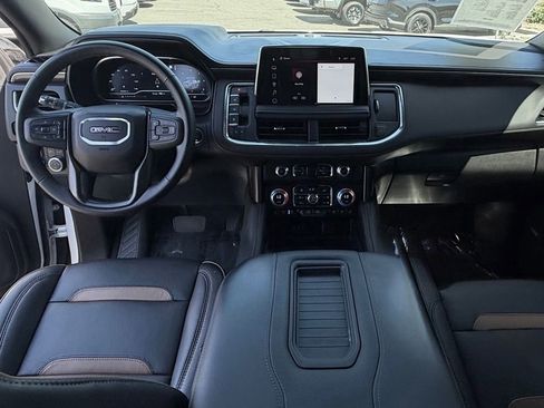 Used 2023 GMC Yukon AT4 w/ AT4 Premium Package AWD/4WD image 30