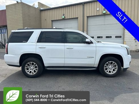 Used 2017 GMC Yukon SLT AWD/4WD image 5