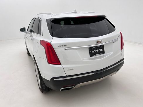 Used 2018 Cadillac XT5 Platinum w/ Driver Assist Package image 8