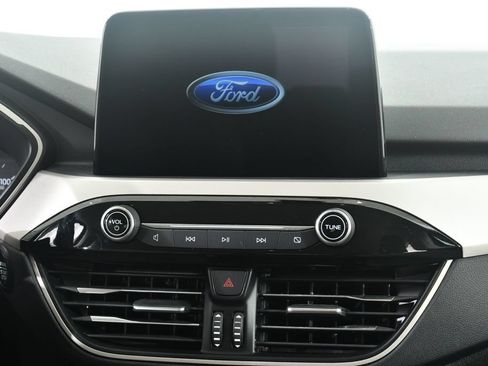 Used 2022 Ford Escape SE w/ Convenience Package AWD/4WD image 9