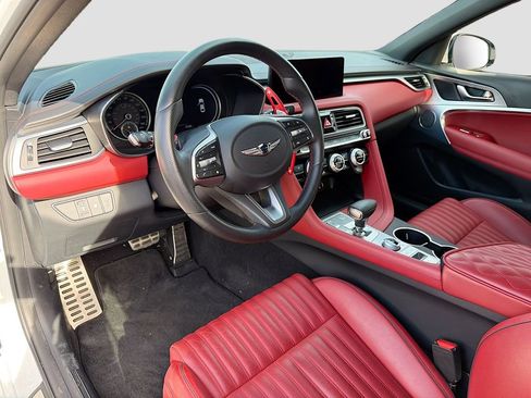 Used 2023 Genesis G70 2.0T w/ Sport Prestige Package image 9