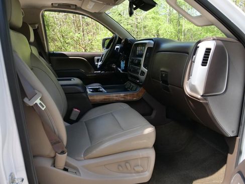 Used 2017 GMC Sierra 1500 SLT image 44