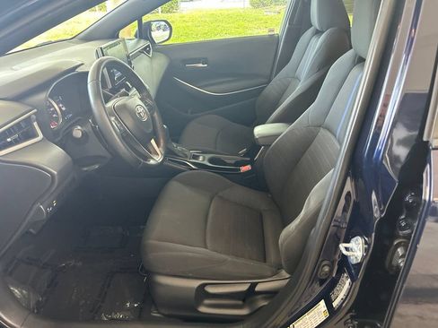 Used 2020 Toyota Corolla SE FWD image 6