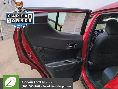 Used 2021 Toyota C-HR XLE FWD image 24