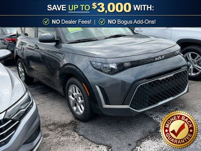 Used 2023 Kia Soul LX w/ LX Technology Package