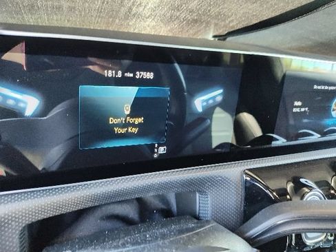 Used 2020 Mercedes-Benz CLA 250 image 2