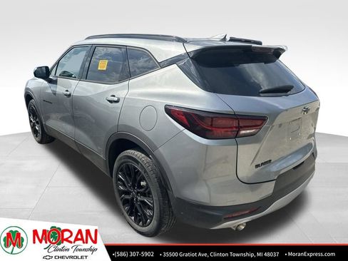 Used 2024 Chevrolet Blazer LT w/ Convenience Package FWD image 4