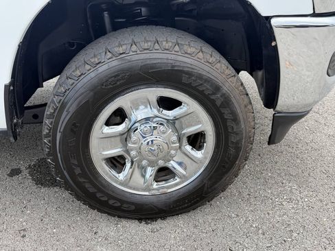 Used 2022 RAM 2500 Tradesman AWD/4WD image 15