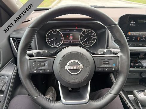 Certified 2023 Nissan Rogue SL w/ SL Premium Package image 13