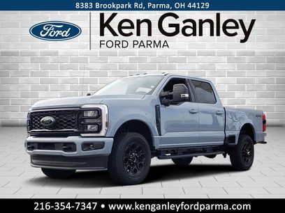 New 2026 Ford F350 Lariat w/ Black Appearance Package