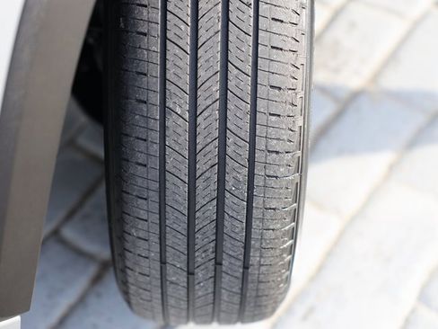 Used 2020 Toyota RAV4 Limited image 47