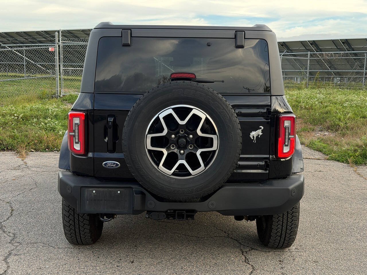 Used 2023 Ford Bronco Outer Banks AWD/4WD image 4