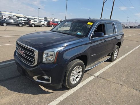 Used 2017 GMC Yukon SLE AWD/4WD image 1