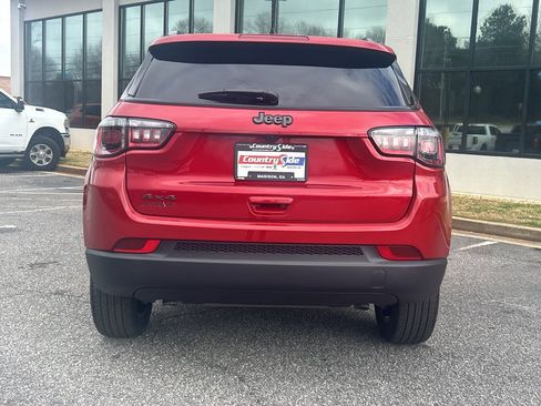 New 2026 Jeep Compass Latitude image 7