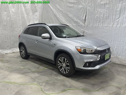 Used 2017 Mitsubishi Outlander Sport SEL AWD/4WD image 2