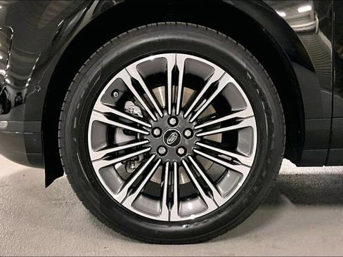 Certified 2026 Land Rover Range Rover Evoque S AWD/4WD image 8